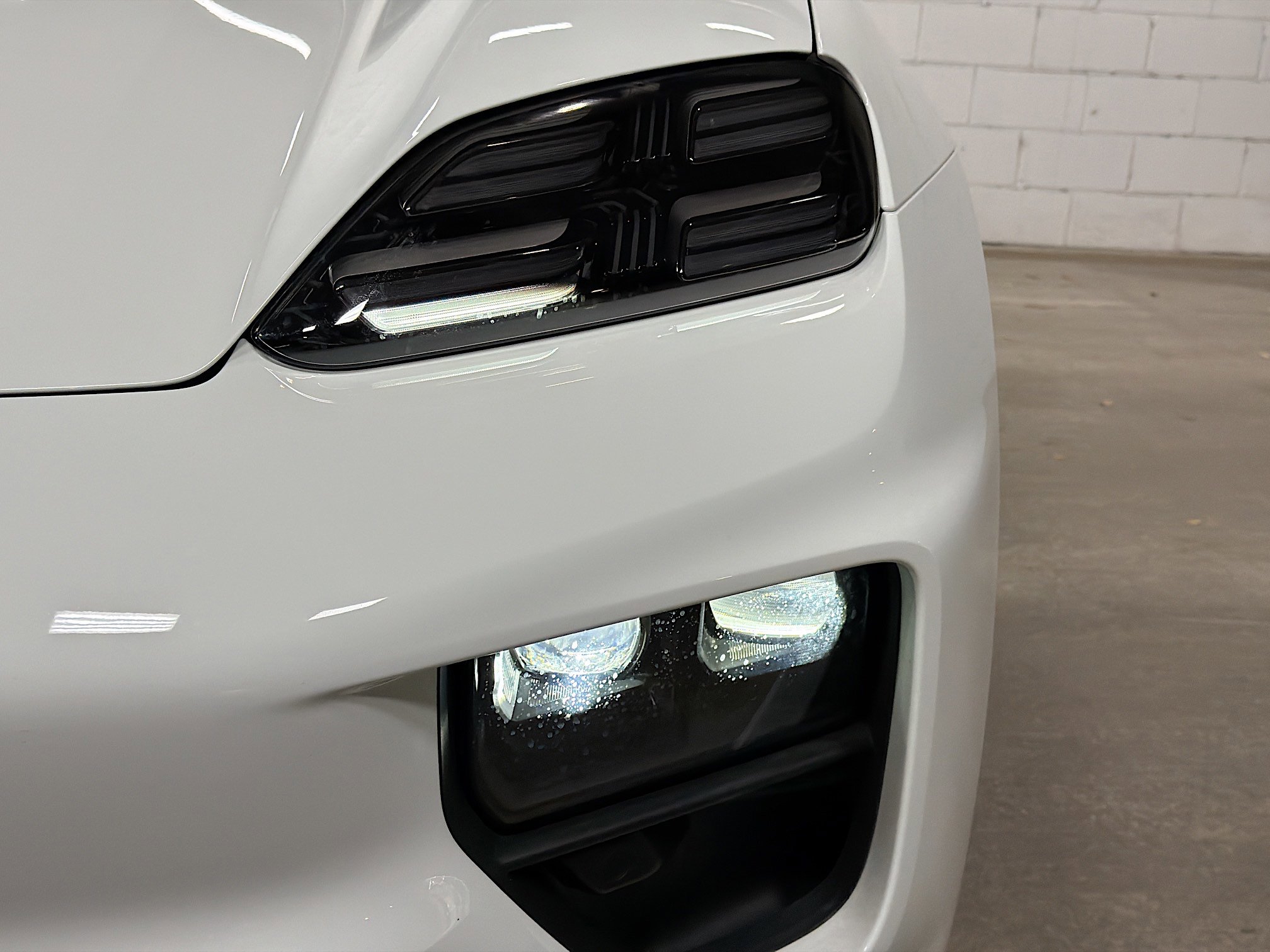 Certified 2025 Porsche Macan 4S Electric image 10