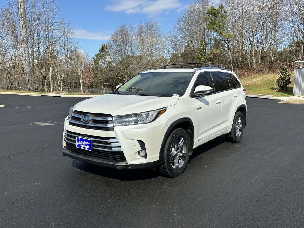 Used 2018 Toyota Highlander Limited Platinum image 3