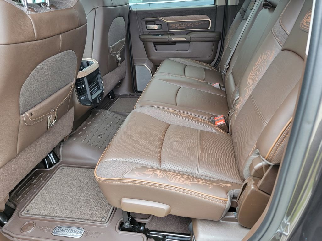 New 2026 RAM 2500 Limited AWD/4WD image 12