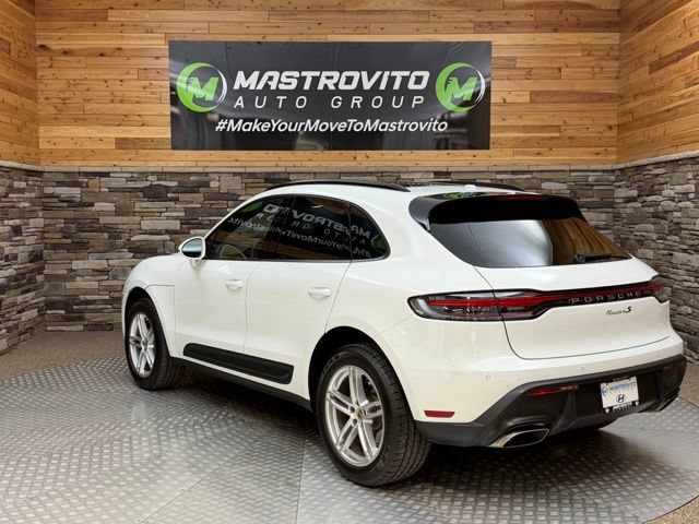 Used 2022 Porsche Macan AWD/4WD image 7