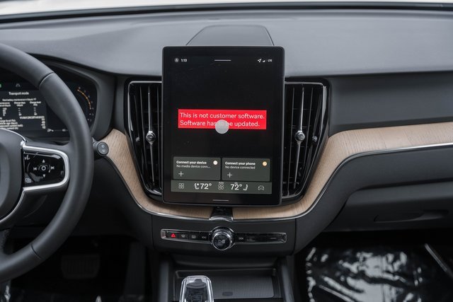 New 2026 Volvo XC60 B5 Plus w/ Protection Package Premier image 22