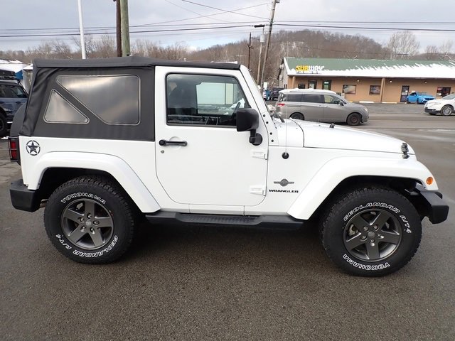 Used 2015 Jeep Wrangler Sport image 9