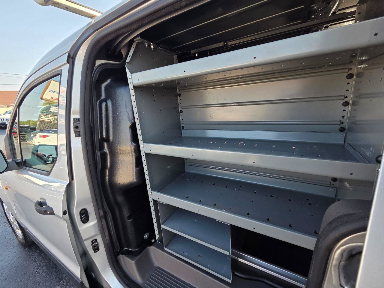 Used 2022 Ford Transit Connect XLT FWD image 14