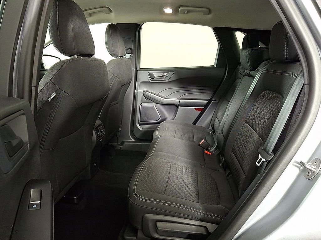 Used 2023 Ford Escape Active AWD/4WD image 13
