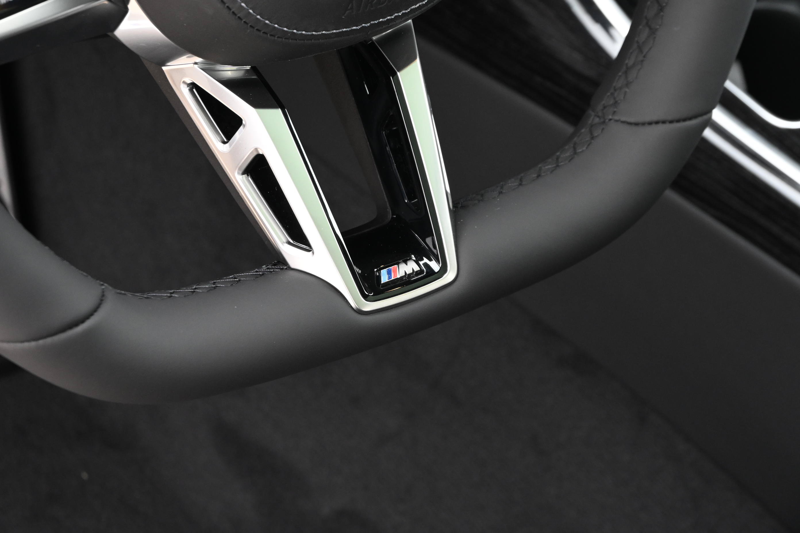 New 2026 BMW i7 xDrive60 AWD/4WD image 25