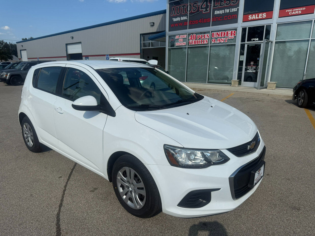 Used 2017 Chevrolet Sonic LT image 3