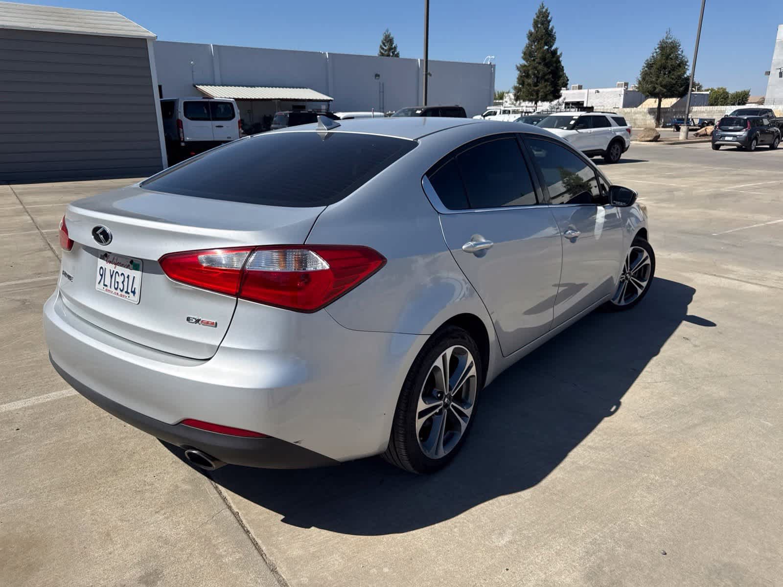 Used 2016 Kia Forte EX FWD image 5