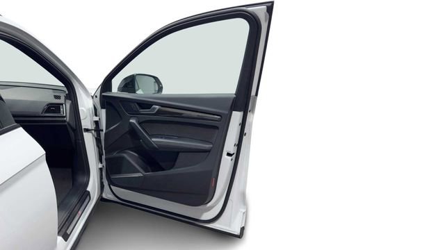 Used 2022 Audi SQ5 Premium Plus image 9