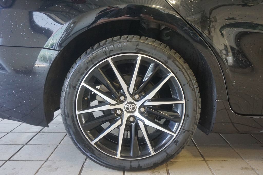 Used 2024 Toyota Camry SE FWD image 28