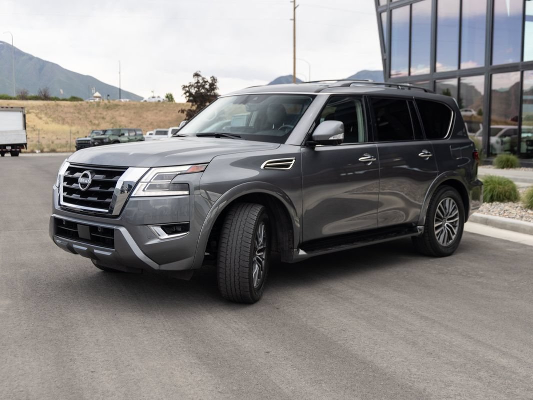Used 2023 Nissan Armada SL w/ Captain's Chairs Package AWD/4WD image 4