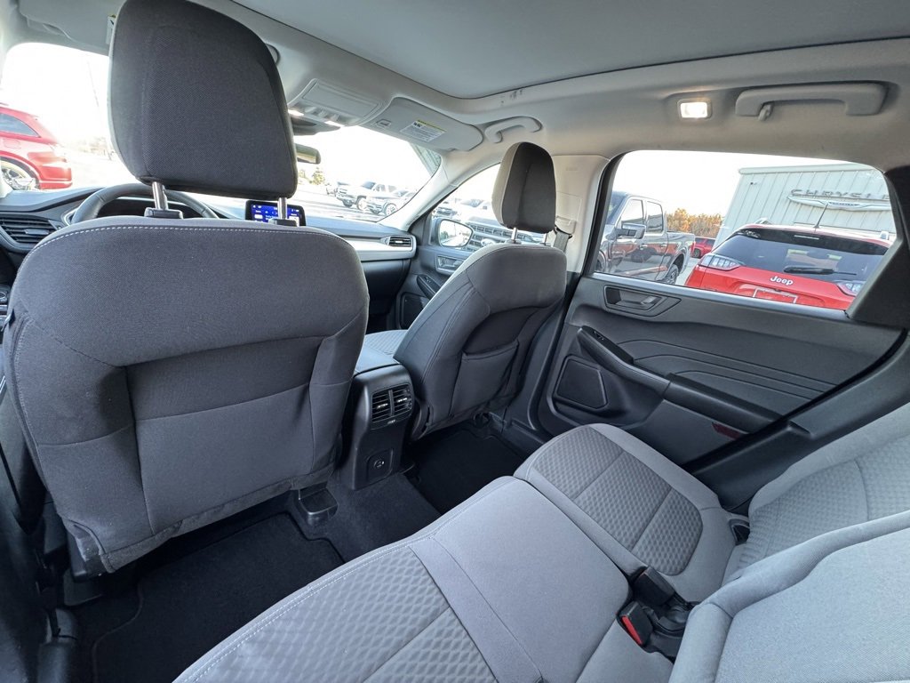 Used 2022 Ford Escape SE w/ Convenience Package image 14