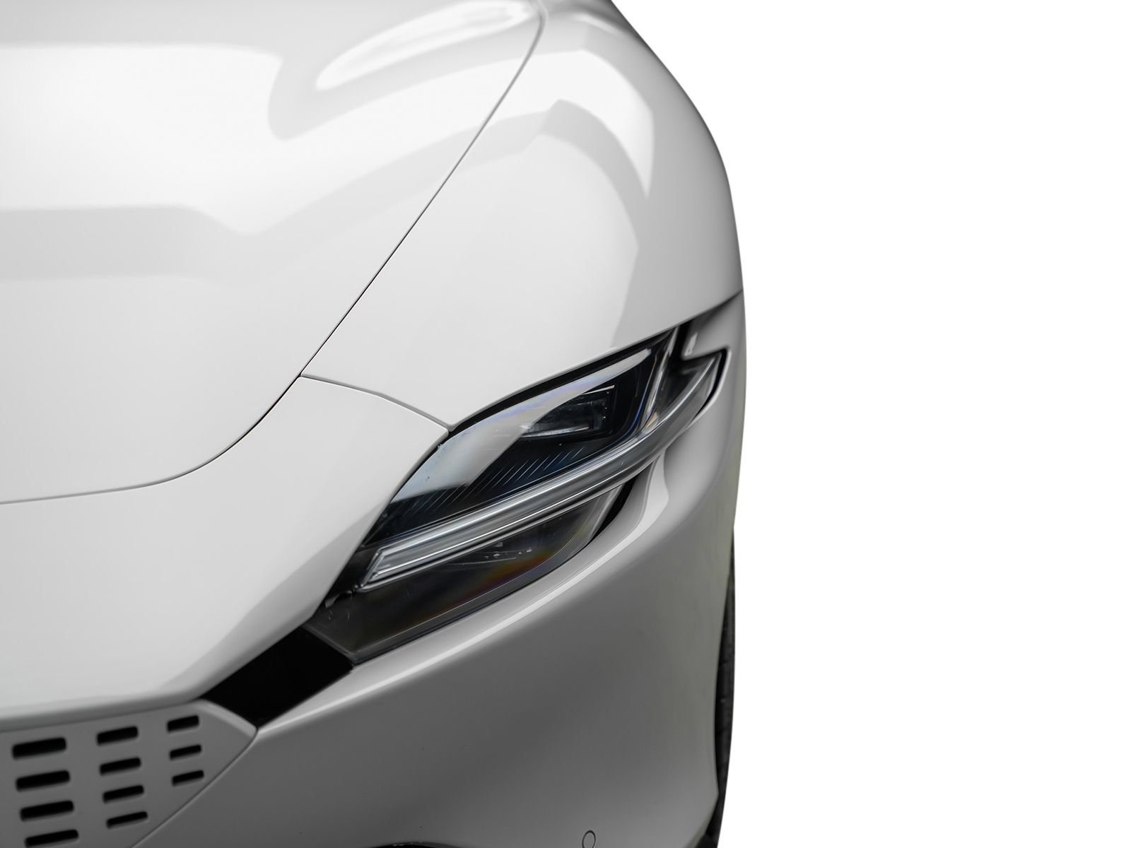 Used 2021 Ferrari Roma RWD image 4