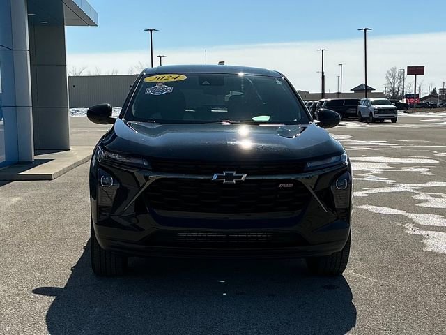 Used 2024 Chevrolet Trax RS w/ Driver Confidence Package image 15