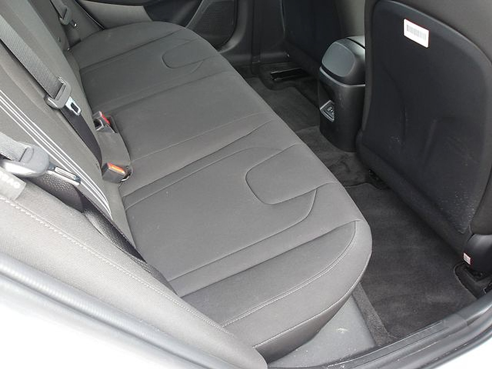 Used 2025 Hyundai Elantra Sport FWD image 10