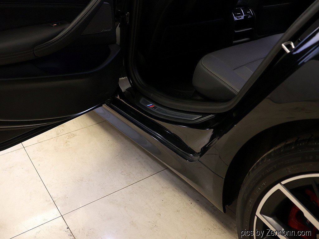 Certified 2023 BMW 540i xDrive w/ M Sport Package AWD/4WD image 29