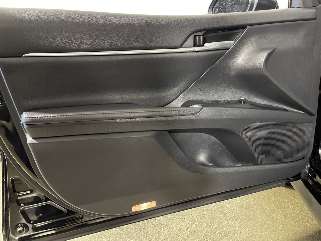Certified 2019 Toyota Camry XLE w/ Driver Assist Package FWD image 17