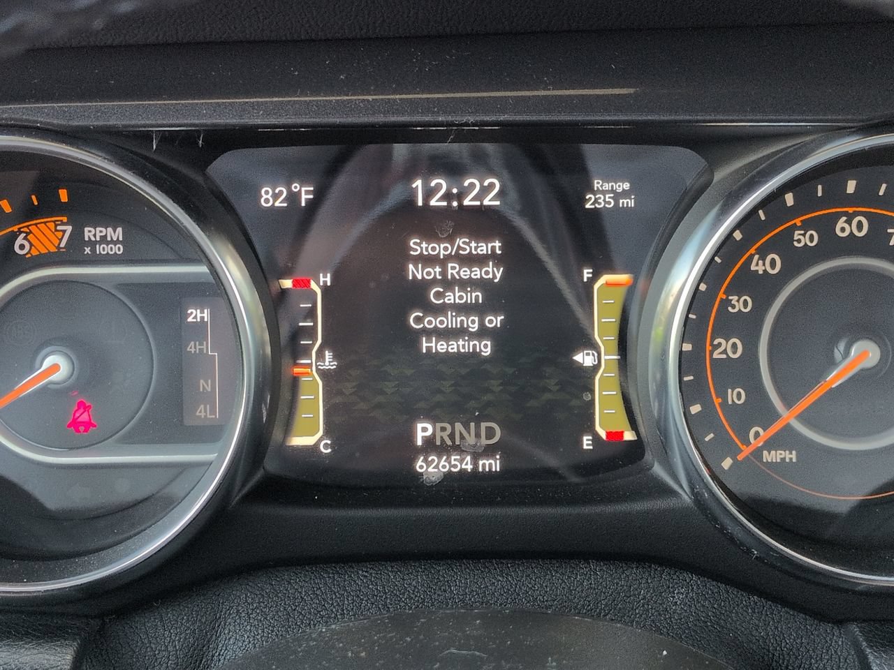 Used 2021 Jeep Wrangler Unlimited Sahara AWD/4WD image 28