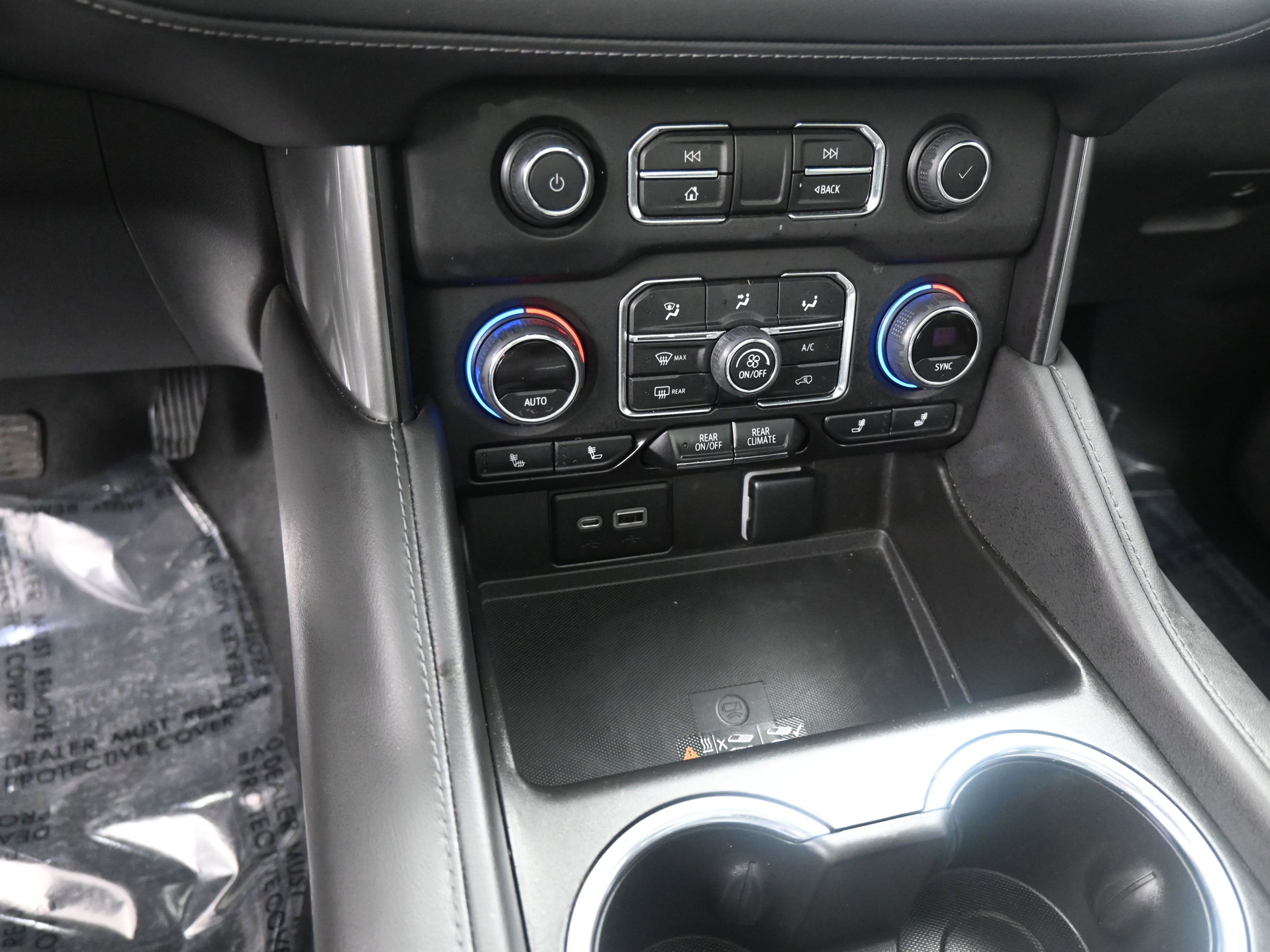 Certified 2023 Chevrolet Tahoe Z71 w/ Luxury Package image 15