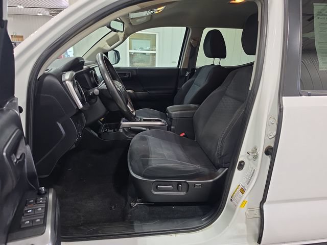 Used 2021 Toyota Tacoma SR5 w/ Trail Edition AWD/4WD image 21