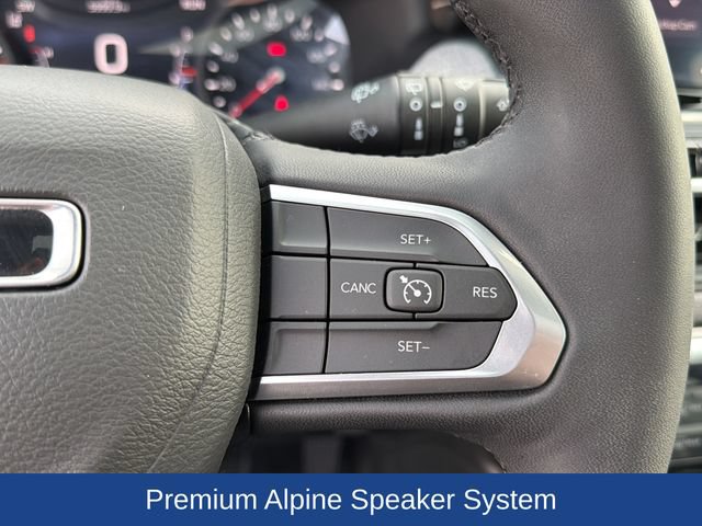 Used 2025 Jeep Compass Latitude w/ Sun & Sound Group AWD/4WD image 23