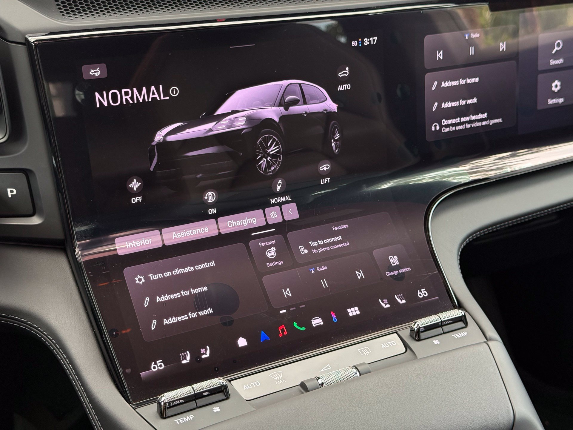 New 2026 Porsche Cayenne Turbo AWD/4WD image 22