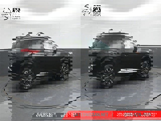 New 2026 Nissan Rogue Platinum w/ Platinum Premium Package image 3