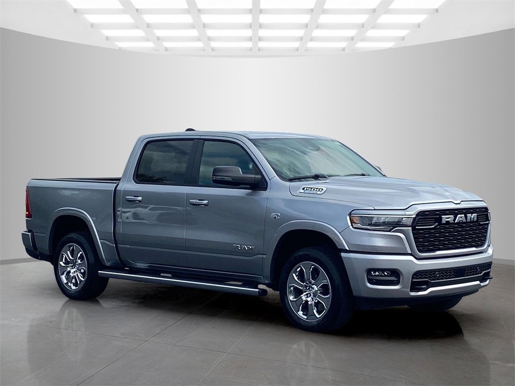 New 2026 RAM 1500 4x4 Crew Cab image 5