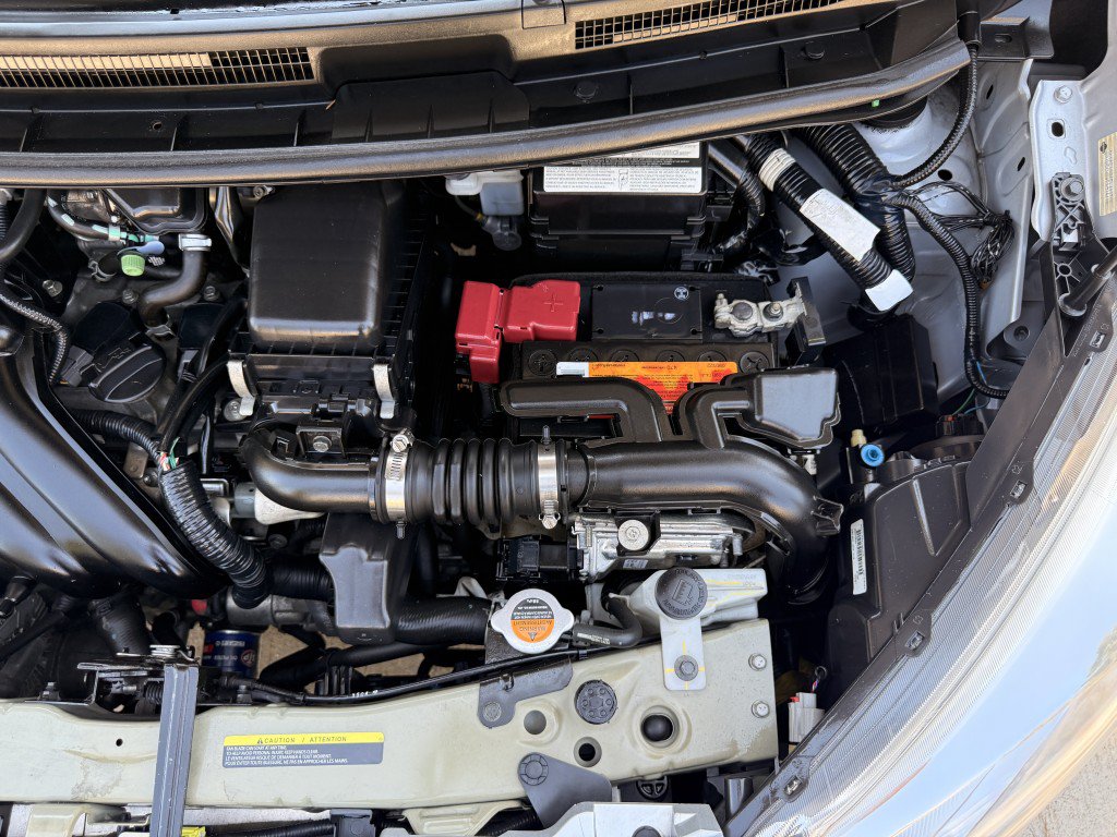 Used 2015 Nissan Versa Note FWD image 11