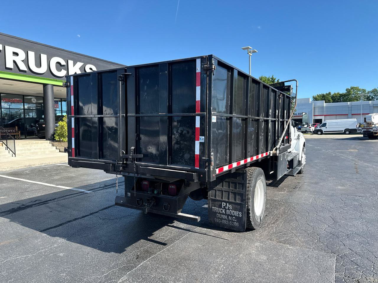 Used 2018 Ford F650 2WD Crew Cab Super Duty image 8