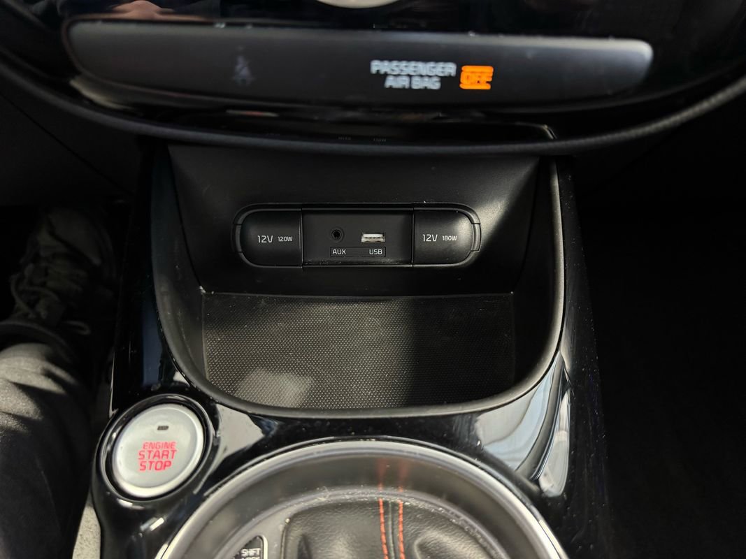 Used 2018 Kia Soul ! w/ Tech Package FWD image 40