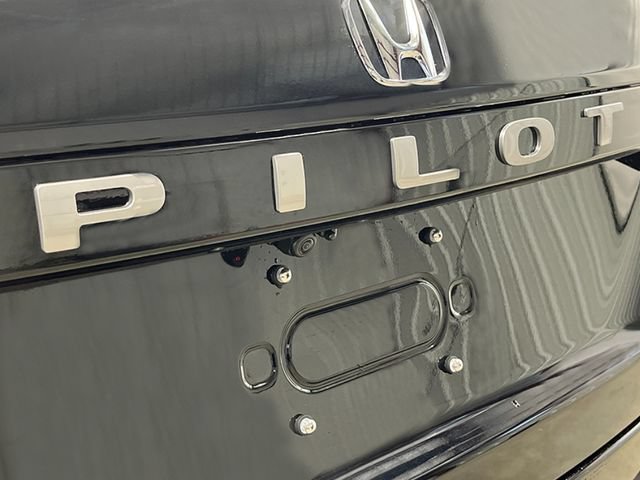 New 2026 Honda Pilot Touring image 9