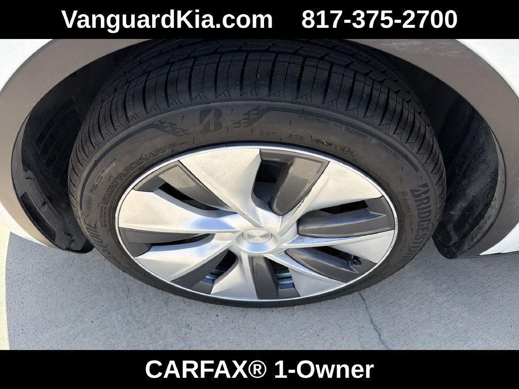 Used 2023 Tesla Model Y Long Range AWD/4WD image 21
