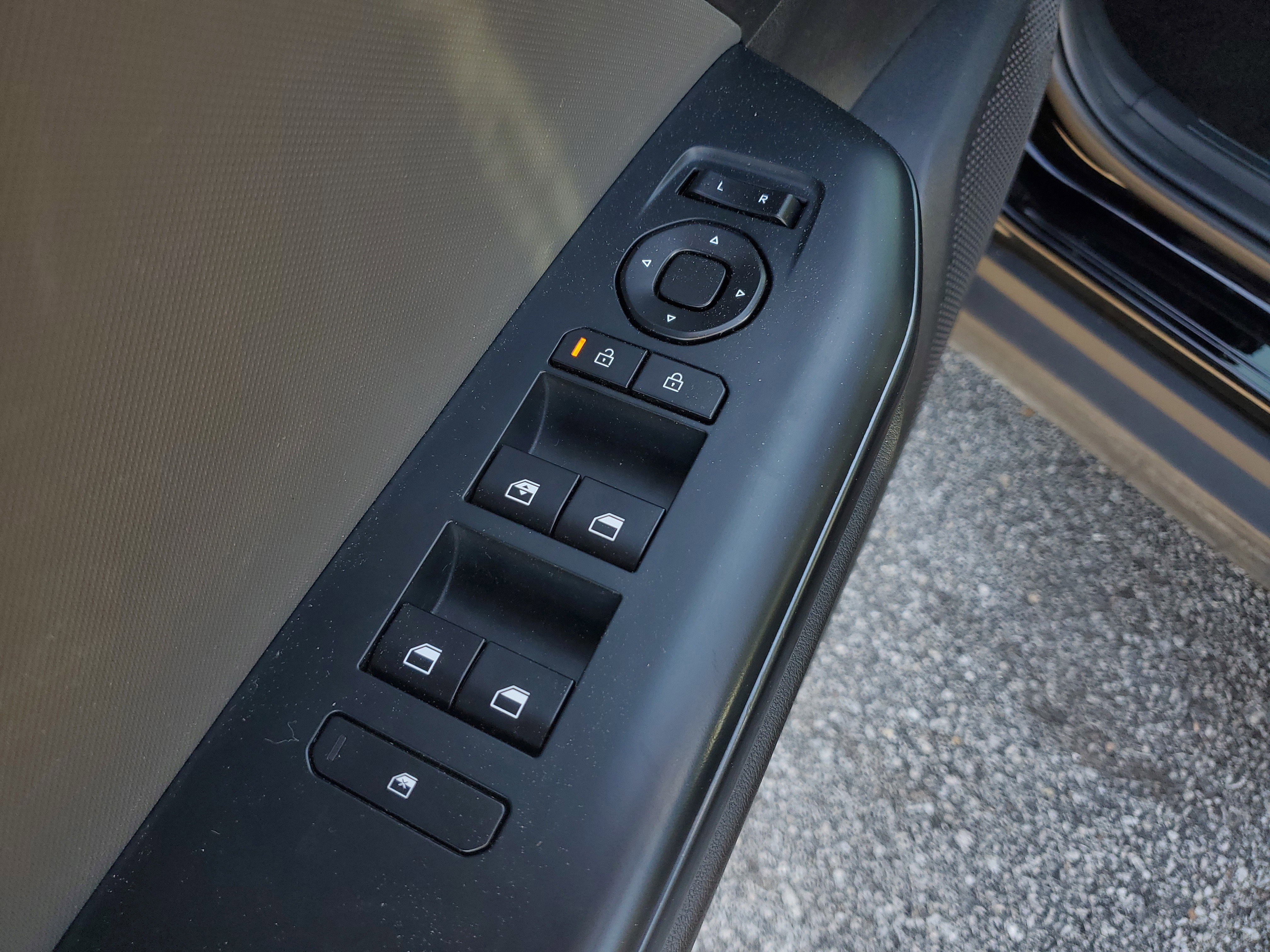 Used 2025 Kia K4 LX image 17