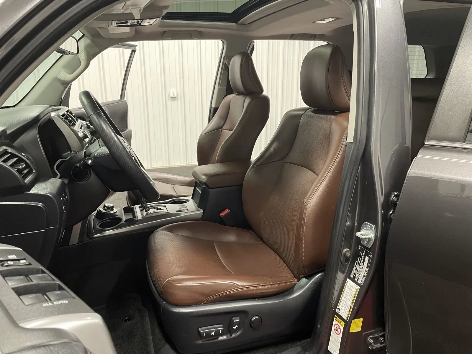 Used 2019 Toyota 4Runner Limited image 38