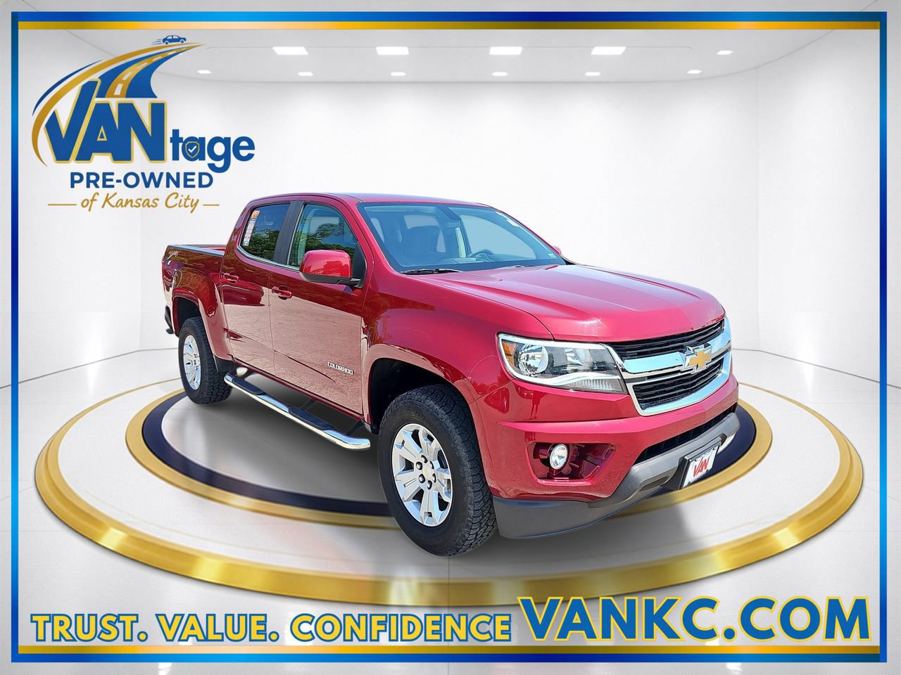 Used 2019 Chevrolet Colorado LT w/ LPO, Premium Interior Package AWD/4WD image 3