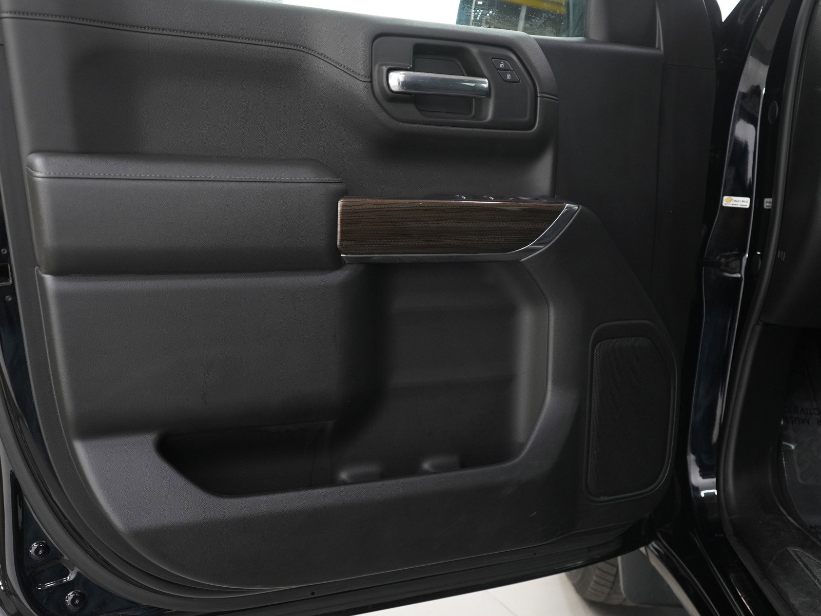 Used 2019 Chevrolet Silverado 1500 RST image 20