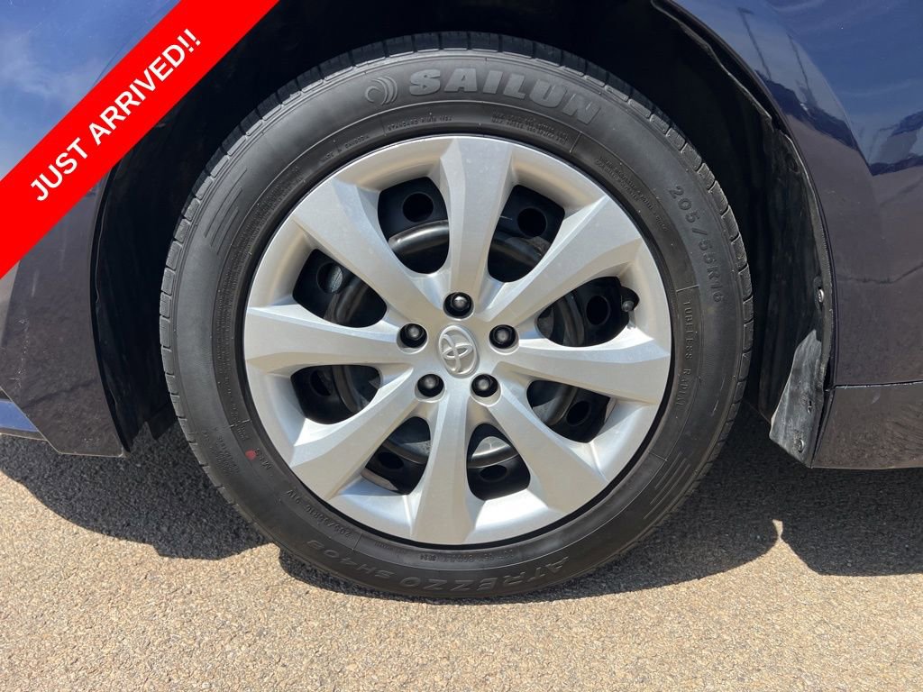 Used 2024 Toyota Corolla LE FWD image 10