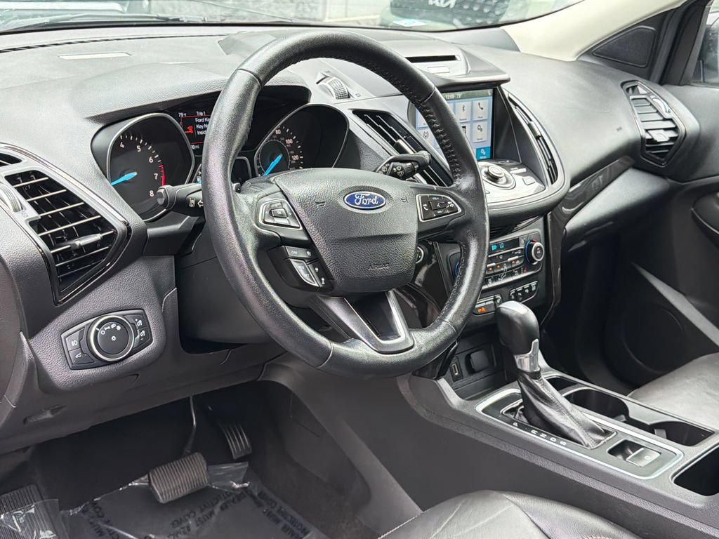 Used 2018 Ford Escape Titanium w/ Ford Safe & Smart Package AWD/4WD image 22