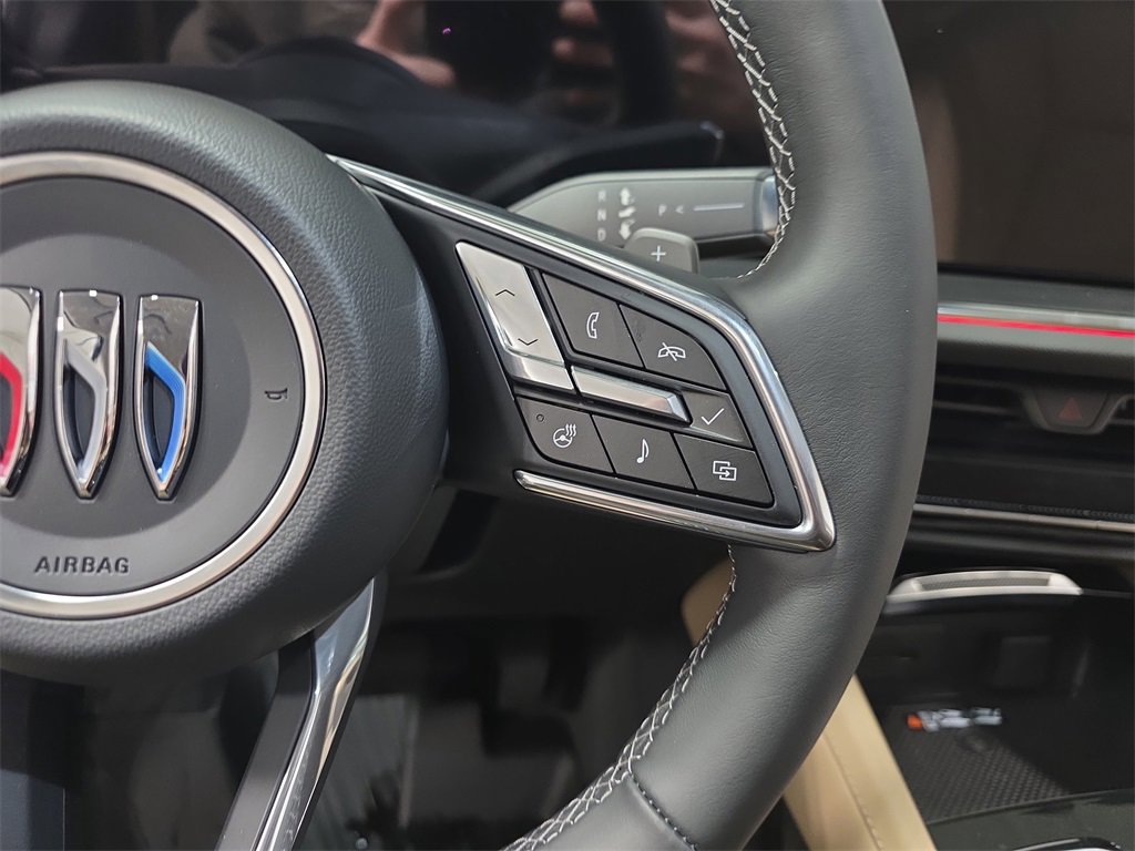New 2026 Buick Envision Preferred image 18