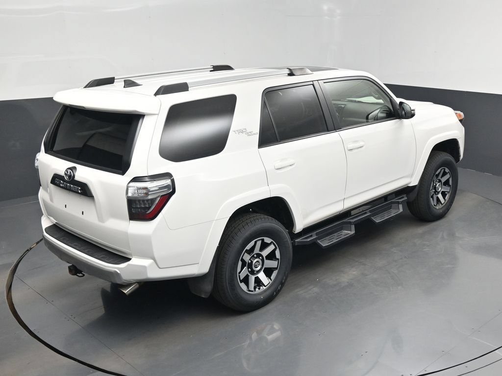 Used 2018 Toyota 4Runner TRD Off-Road Premium AWD/4WD image 24