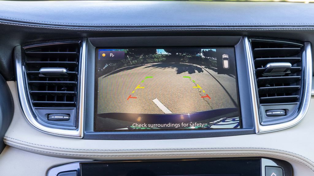 Used 2020 INFINITI QX50 Luxe w/ Navigation Package image 29