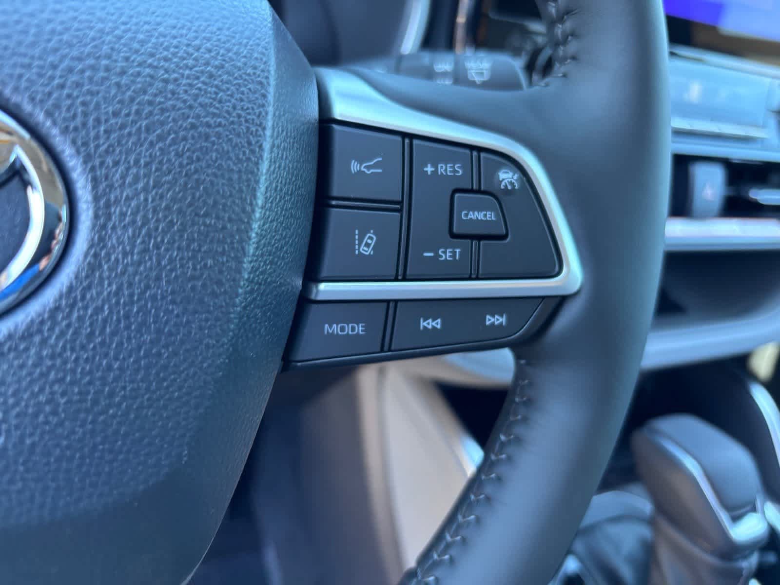 New 2026 Toyota Highlander Limited AWD/4WD image 21