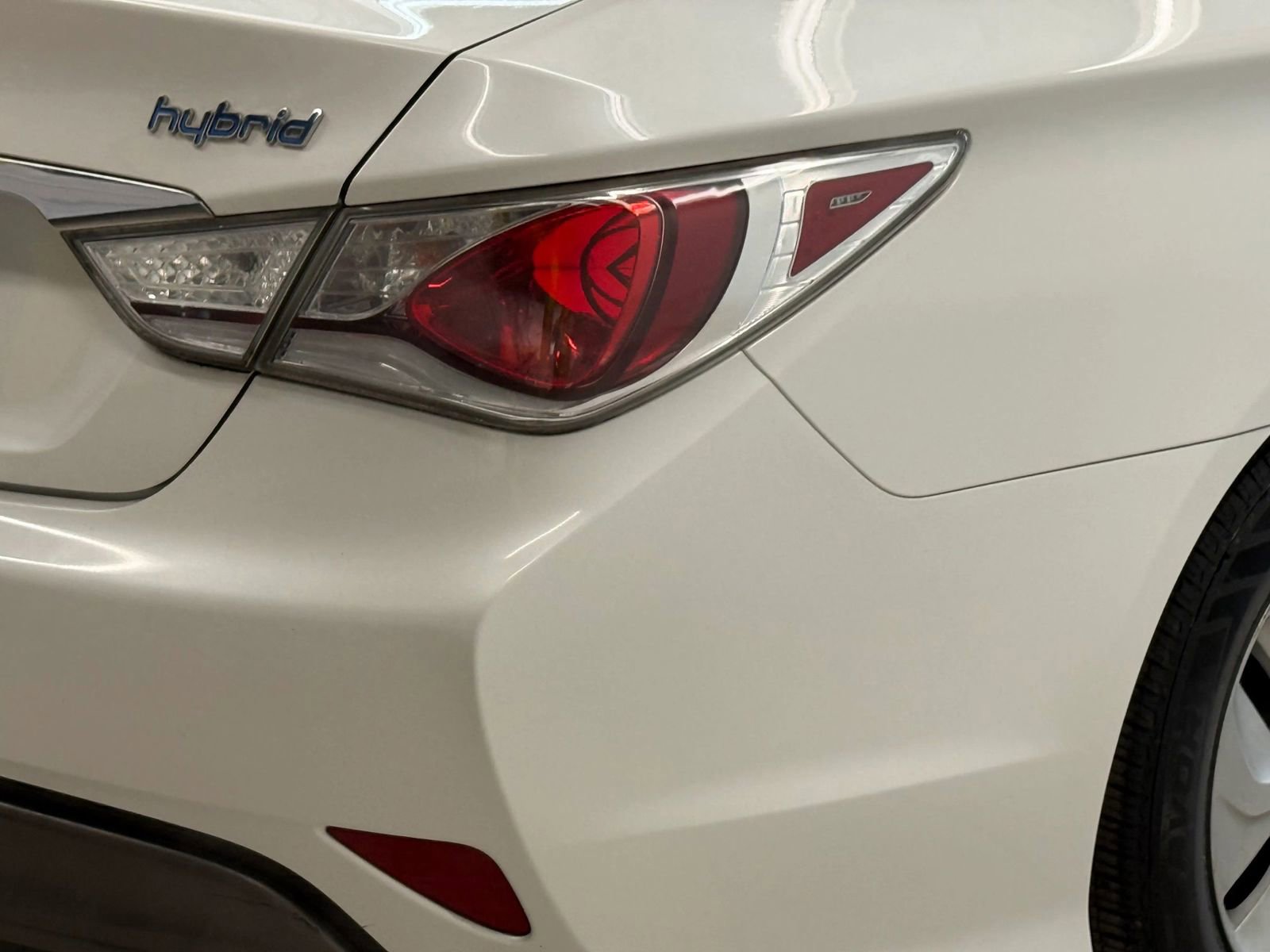 Used 2013 Hyundai Sonata Hybrid image 10