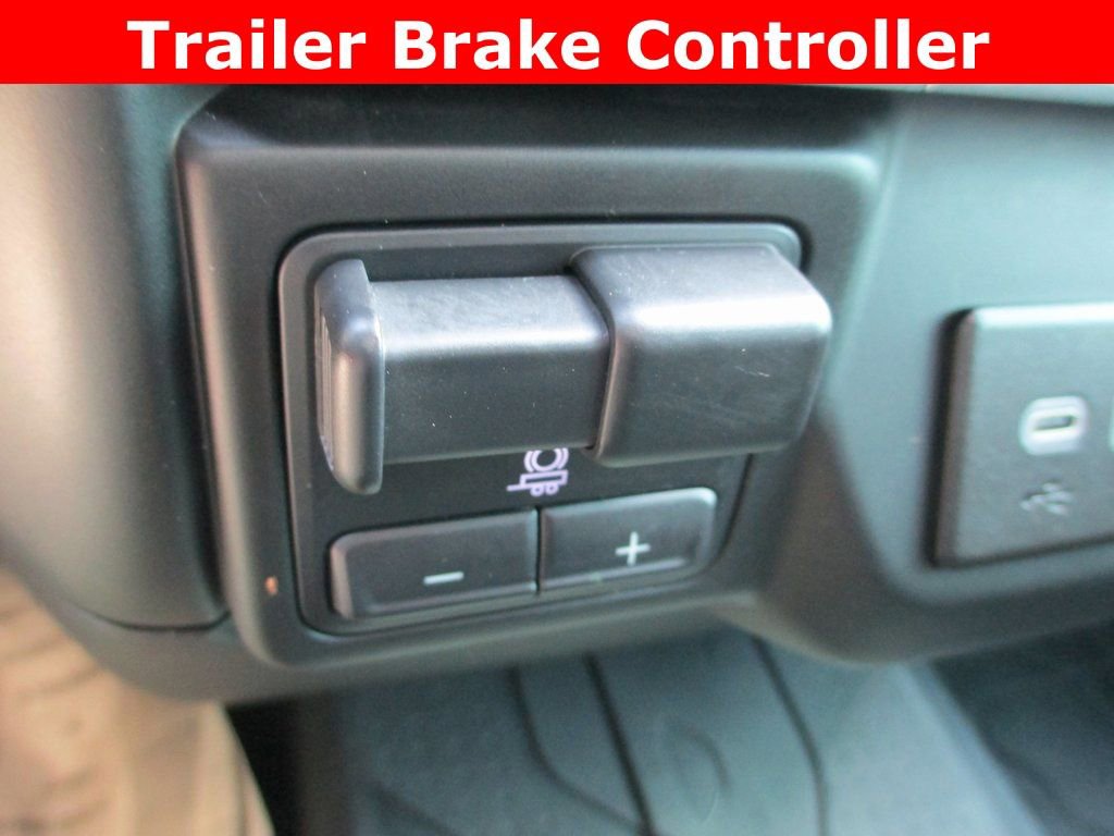 Used 2024 Chevrolet Silverado 2500 Custom w/ Custom Value Package image 15