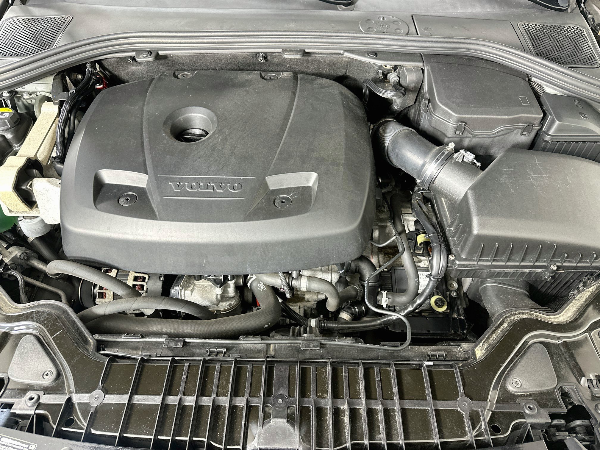 Used 2017 Volvo S60 T5 Inscription AWD/4WD image 33