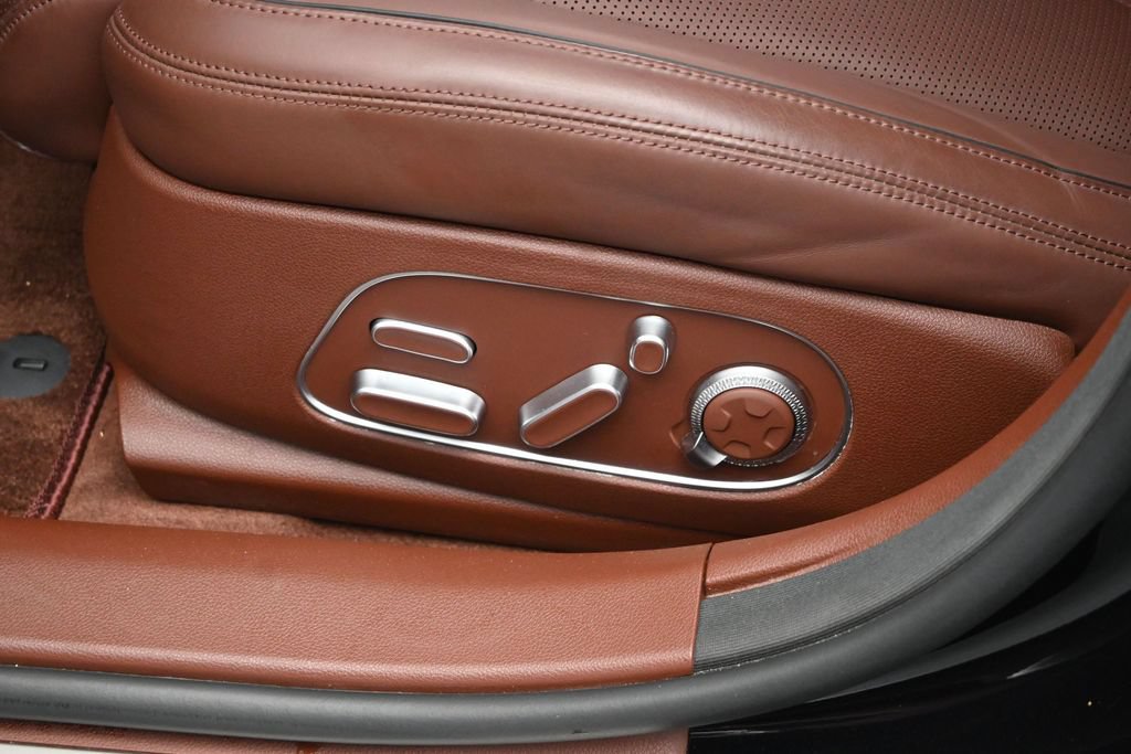 Used 2026 Genesis G90 3.5T AWD/4WD image 9