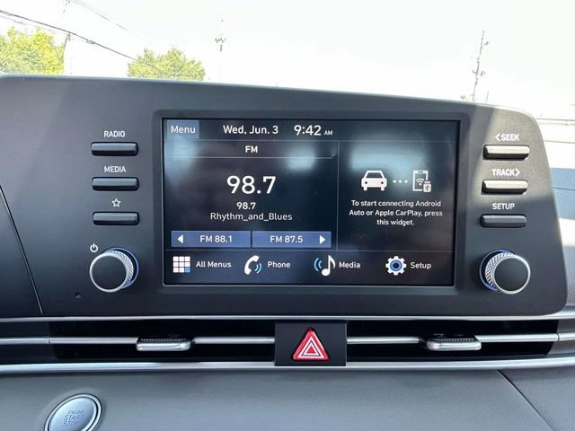 Used 2026 Hyundai Elantra Sport FWD image 15