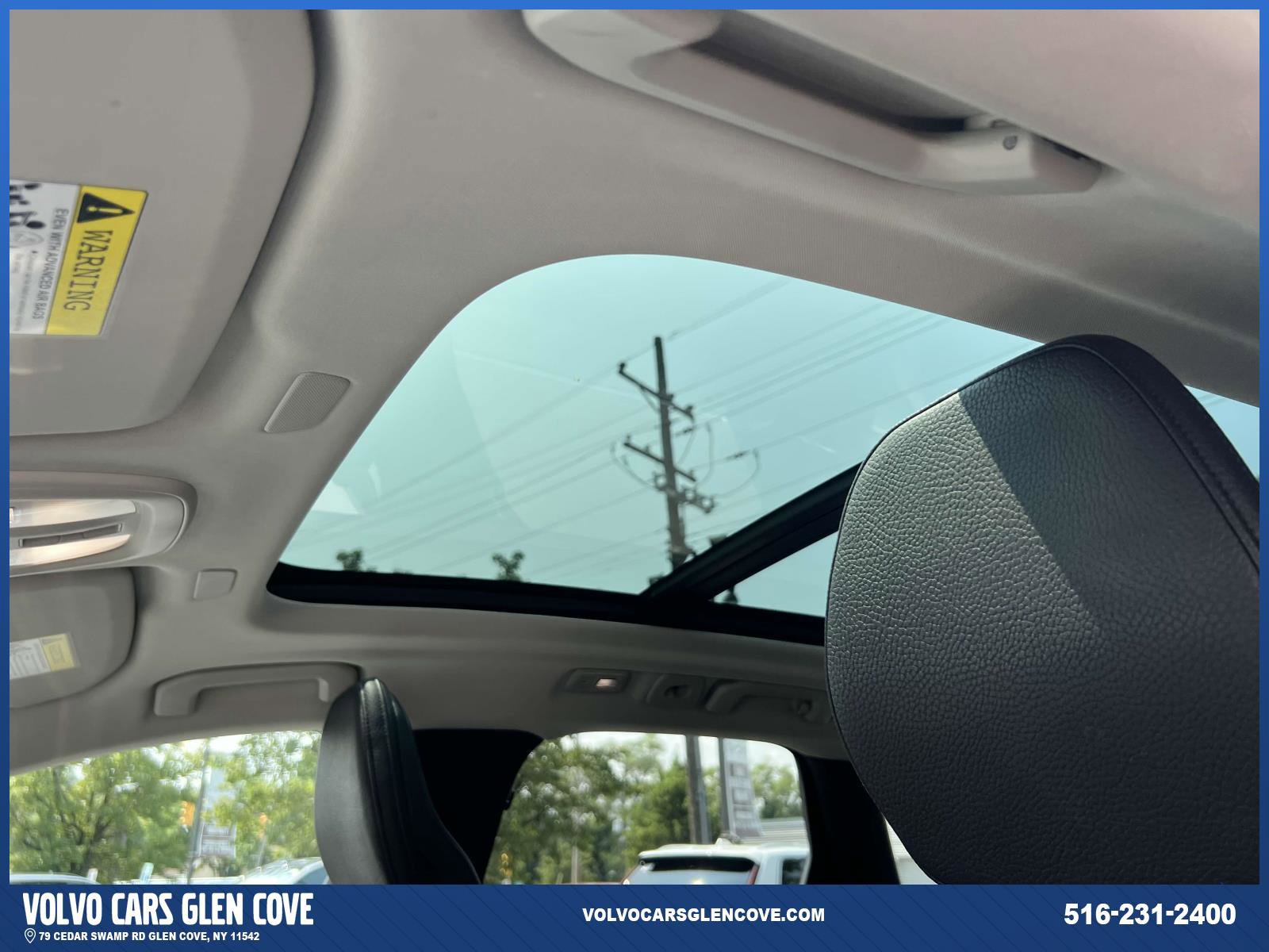 Certified 2022 Volvo XC60 B5 Momentum w/ Climate Package image 20