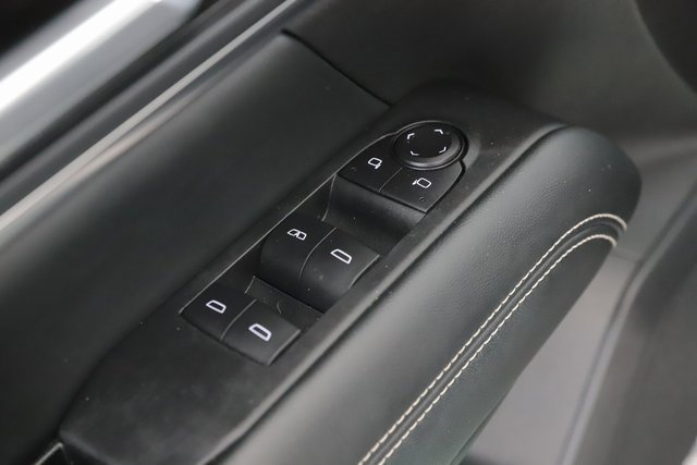 Used 2025 GMC Terrain Elevation image 18