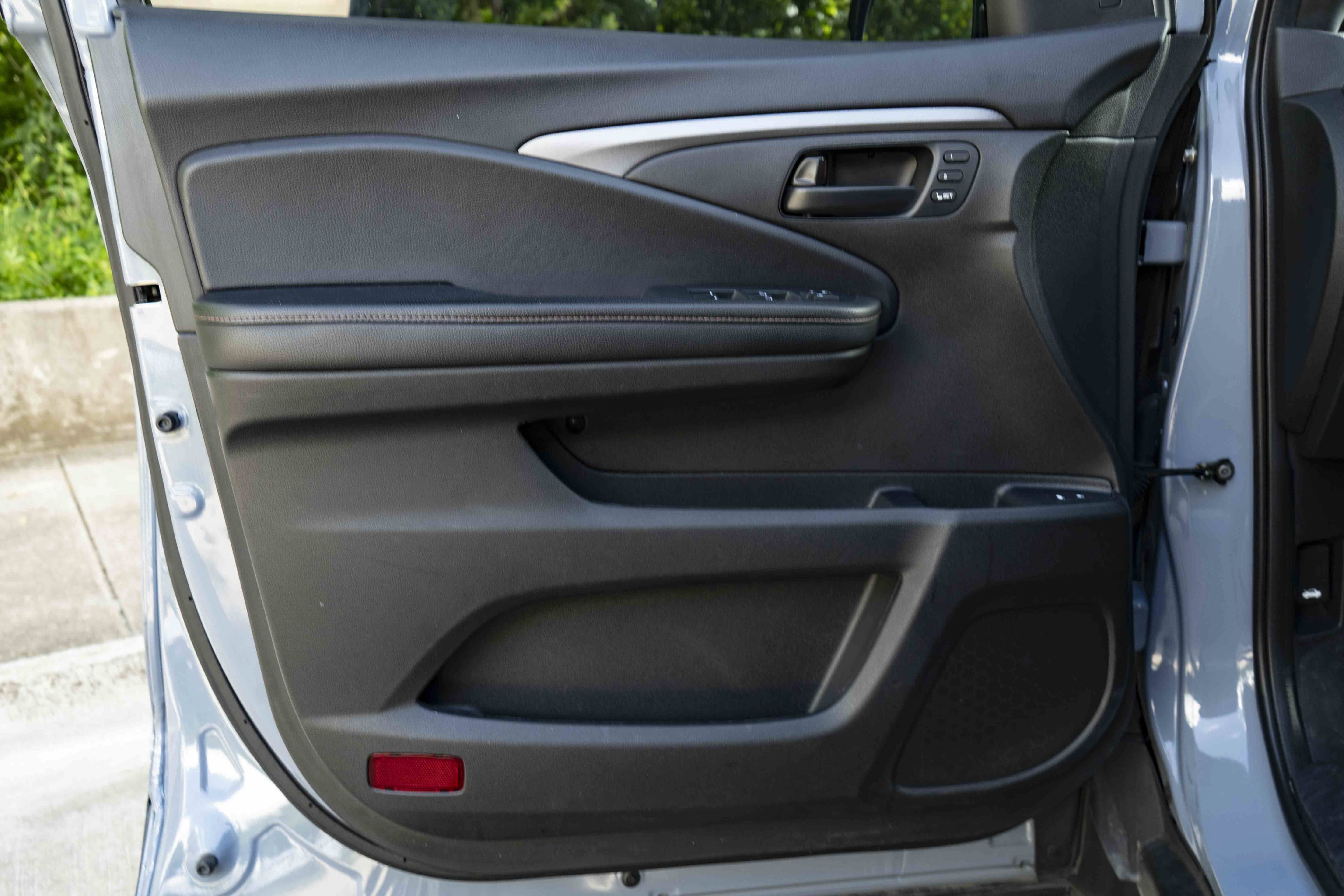 Certified 2022 Honda Passport TrailSport image 36